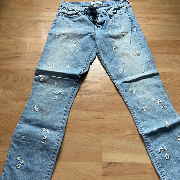 Abercrombie and Fitch Jeans - Picture 9 of 9